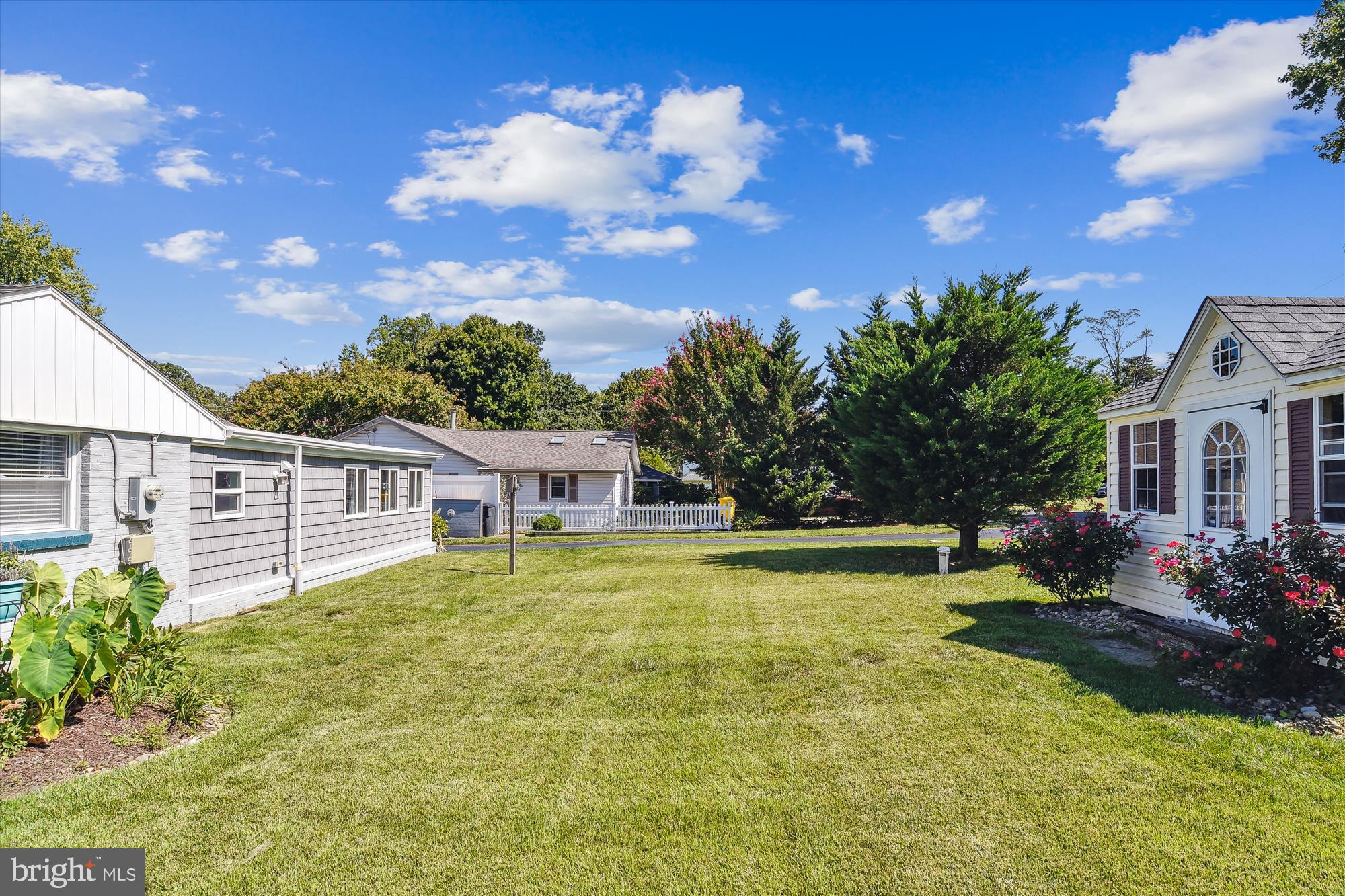 3423 S RIVER TERRACE