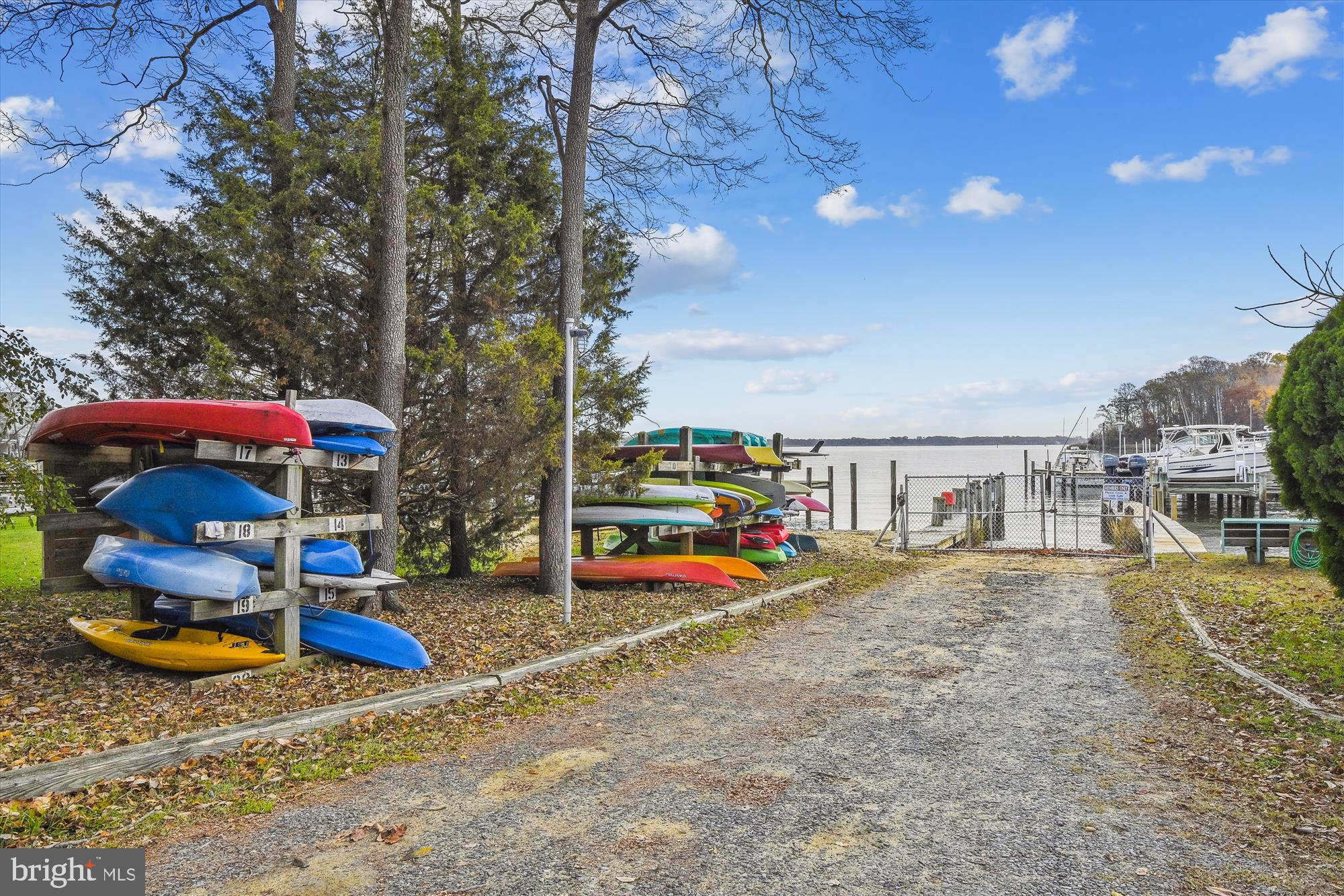 3423 S RIVER TERRACE