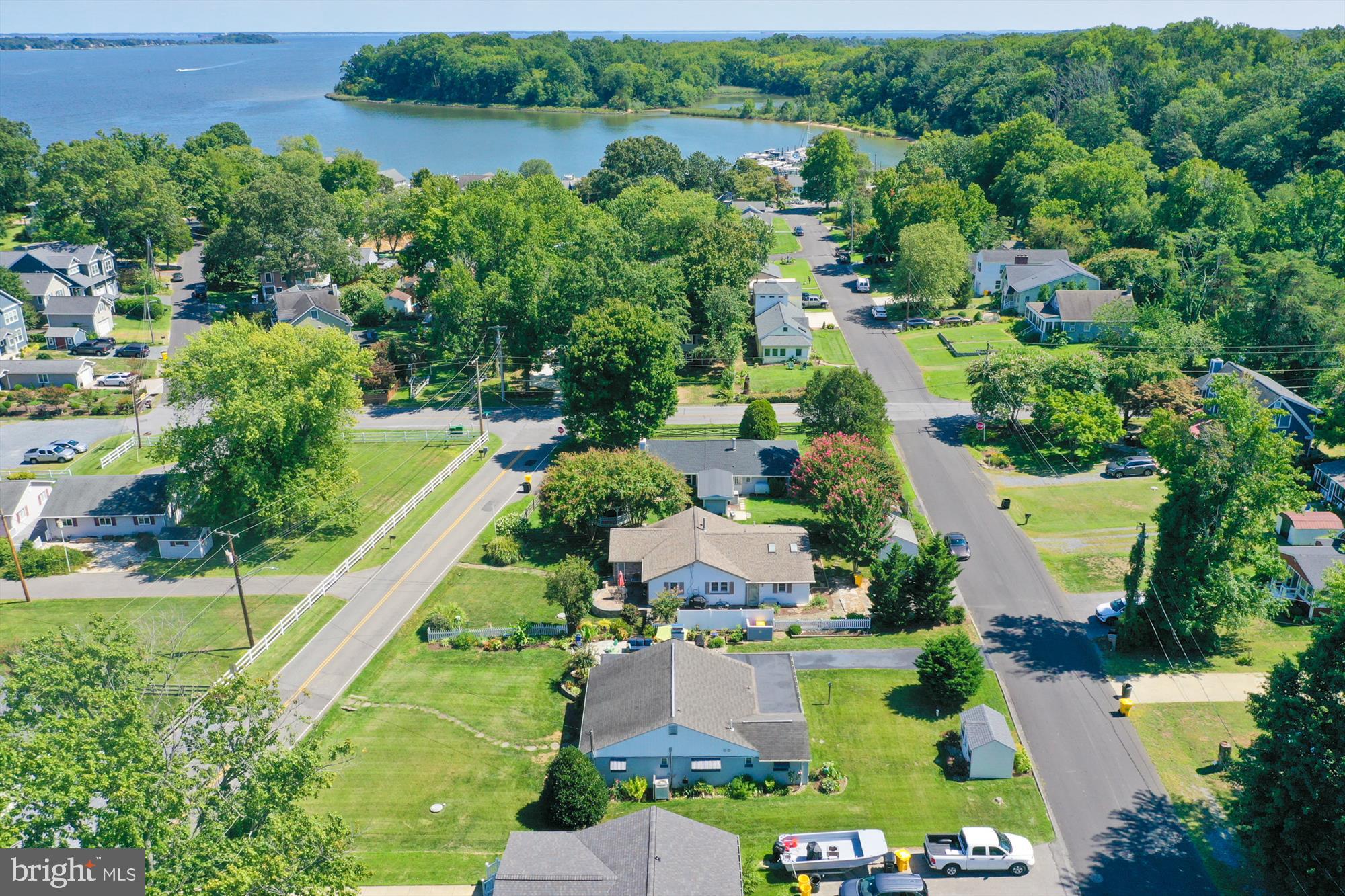 3423 S RIVER TERRACE