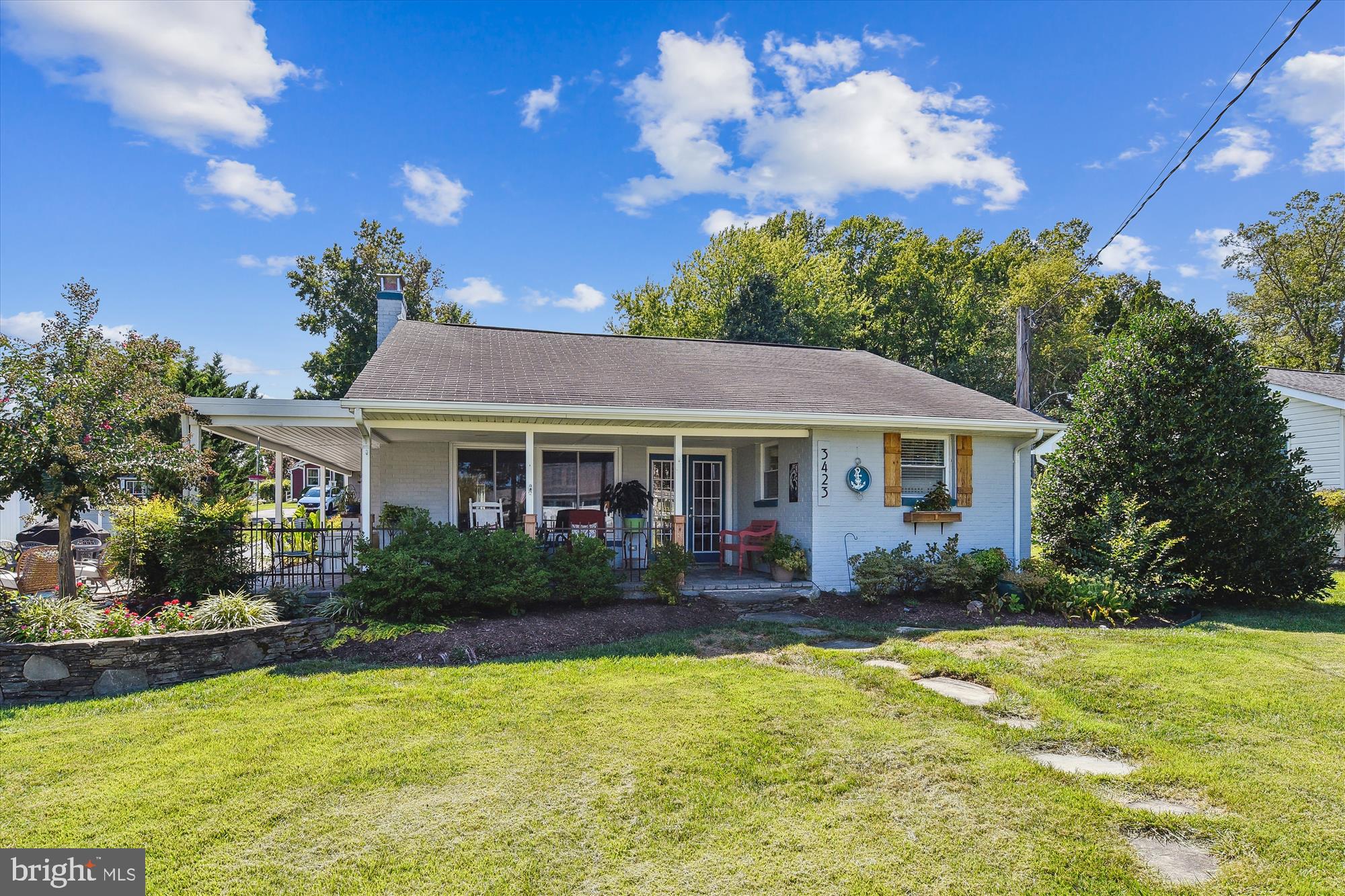 3423 S RIVER TERRACE