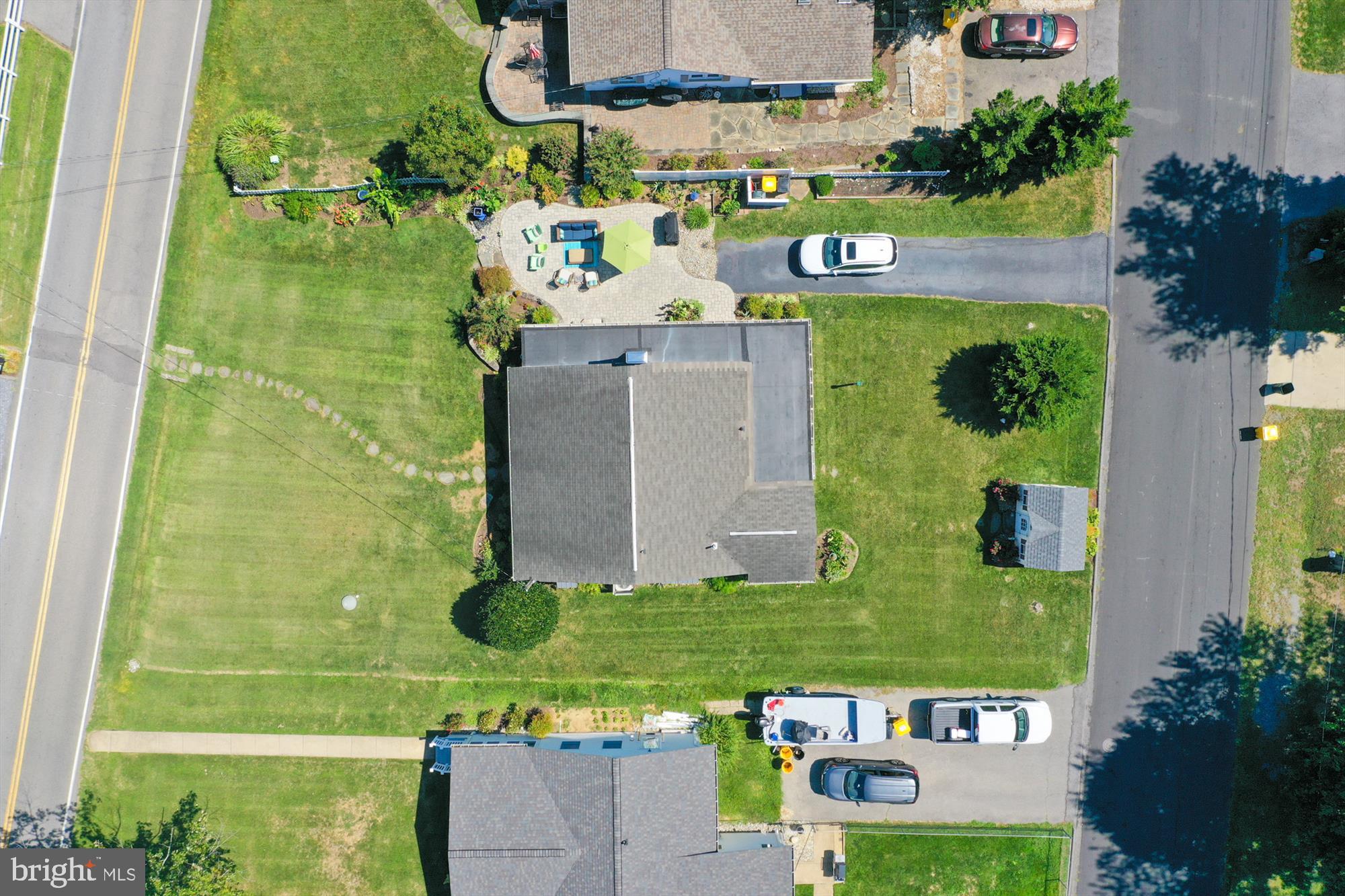 3423 S RIVER TERRACE