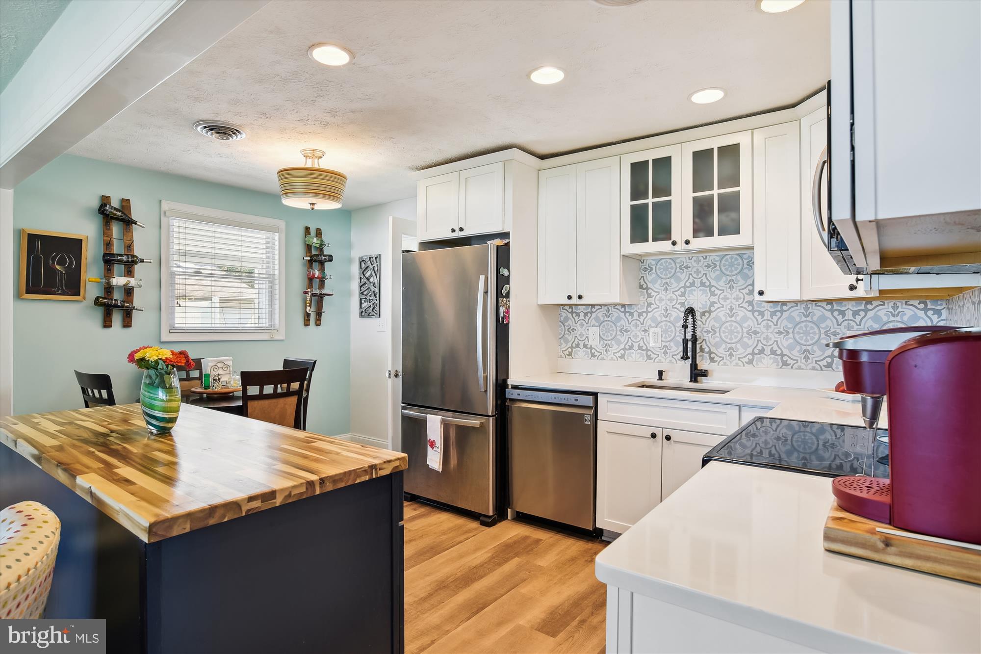 3423 S RIVER TERRACE