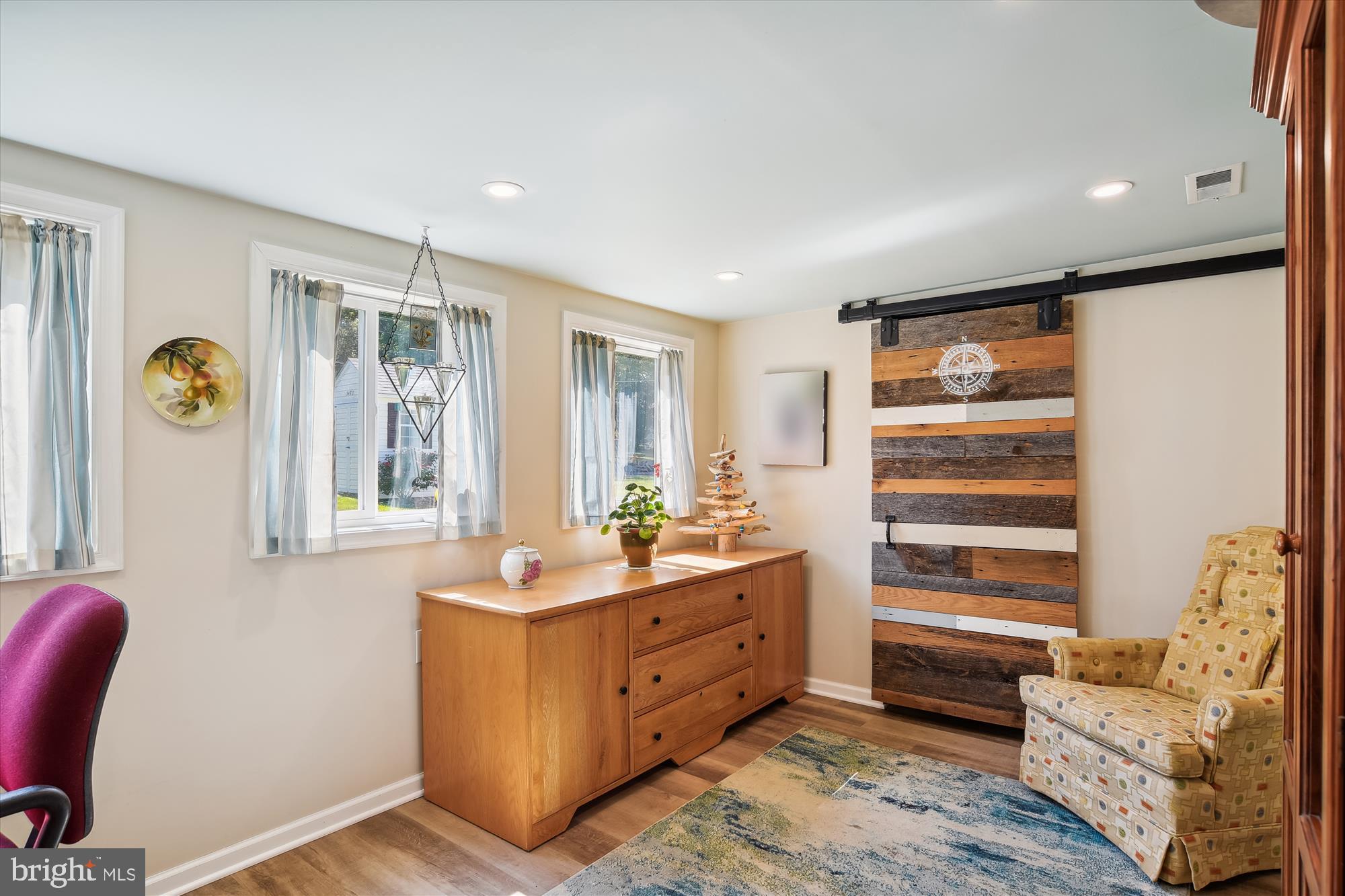 3423 S RIVER TERRACE