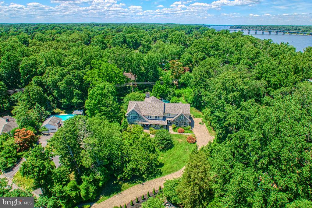 211 NORWOOD ROAD