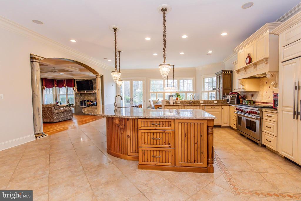 211 NORWOOD ROAD