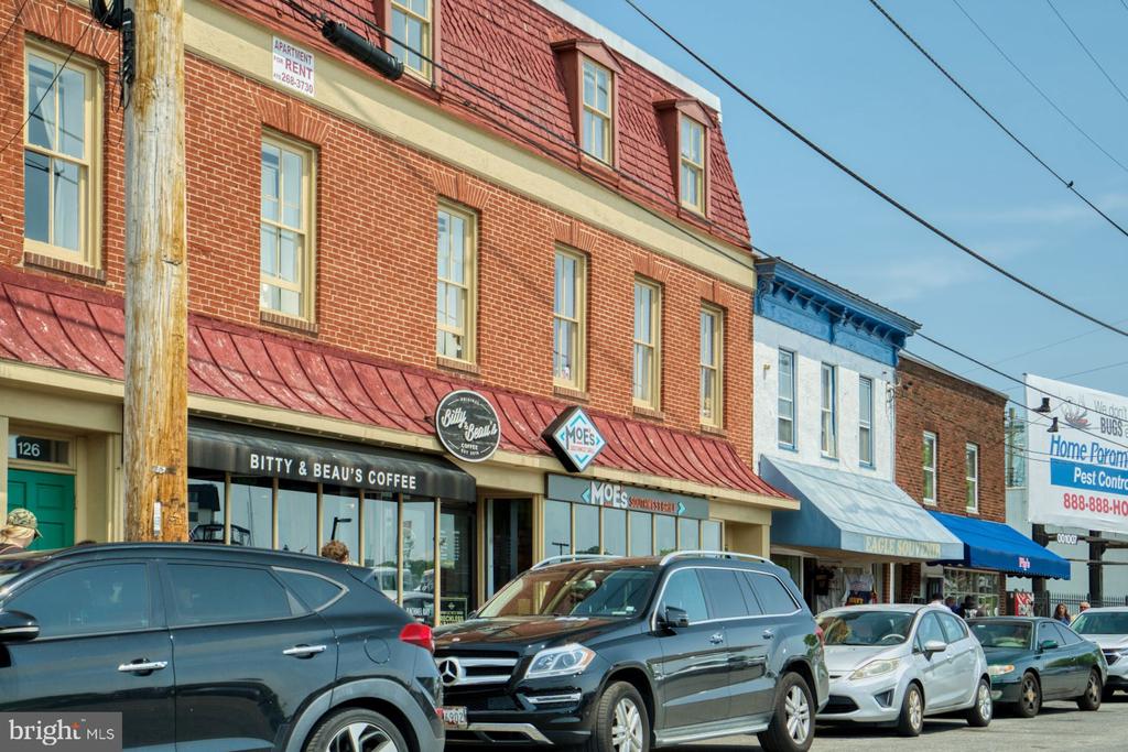 211 NORWOOD ROAD