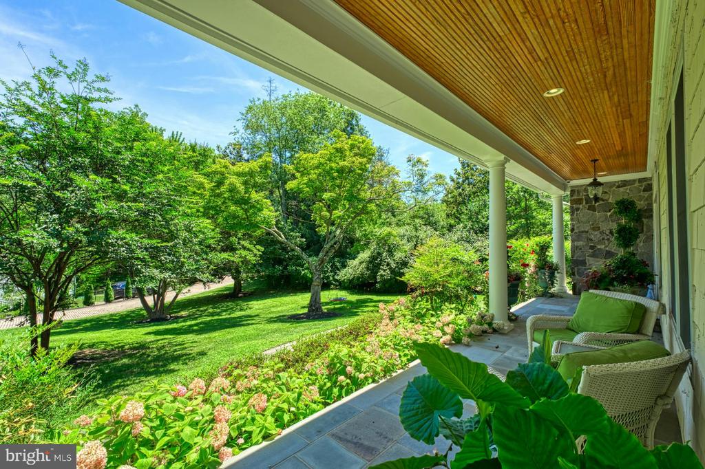 211 NORWOOD ROAD