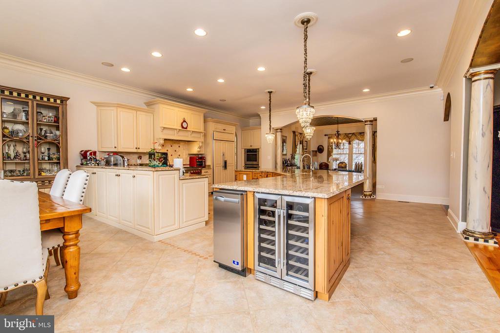 211 NORWOOD ROAD