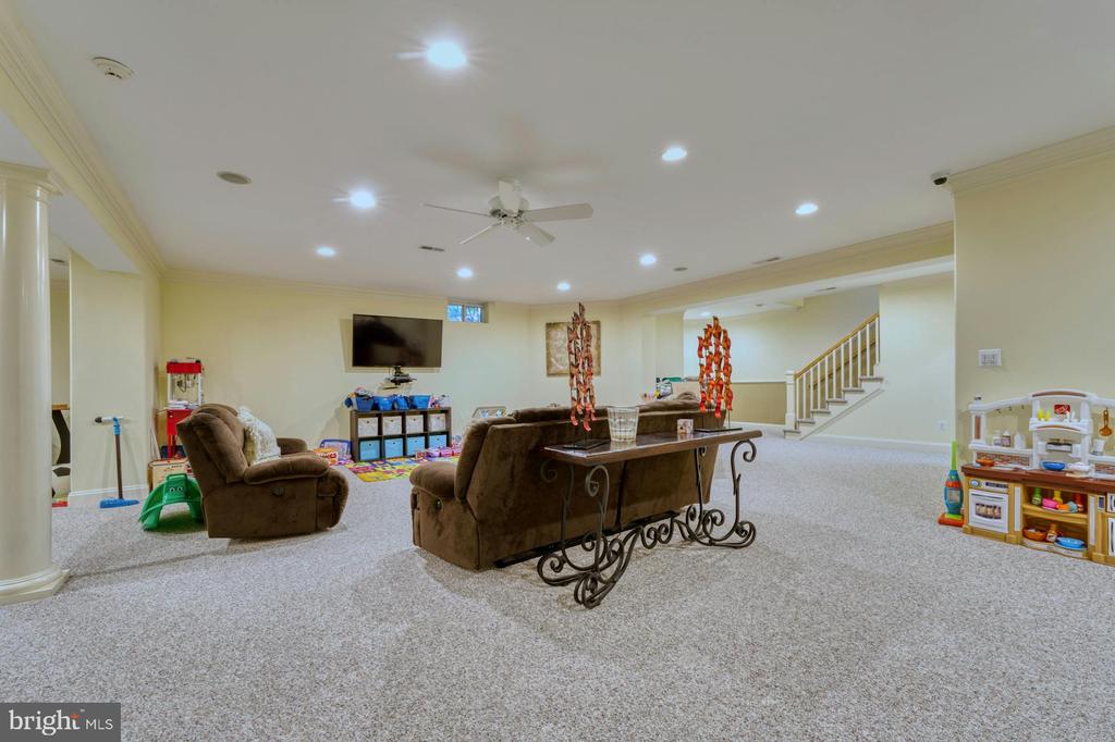 211 NORWOOD ROAD