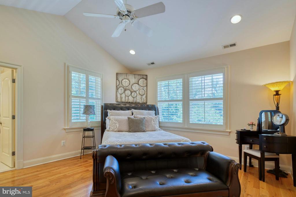 211 NORWOOD ROAD