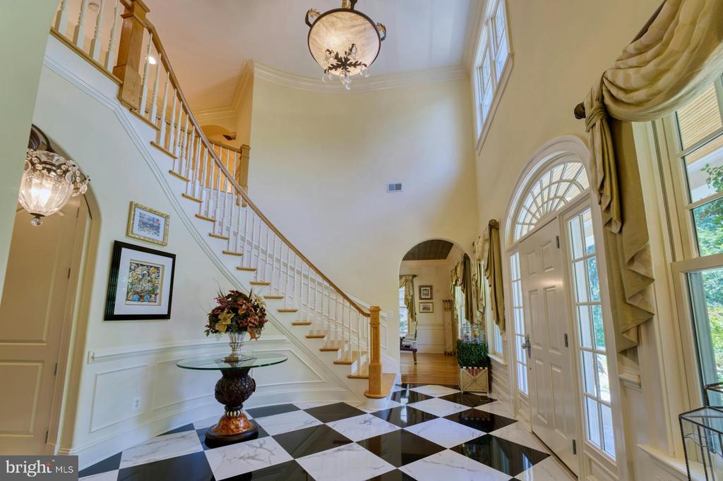 211 NORWOOD ROAD
