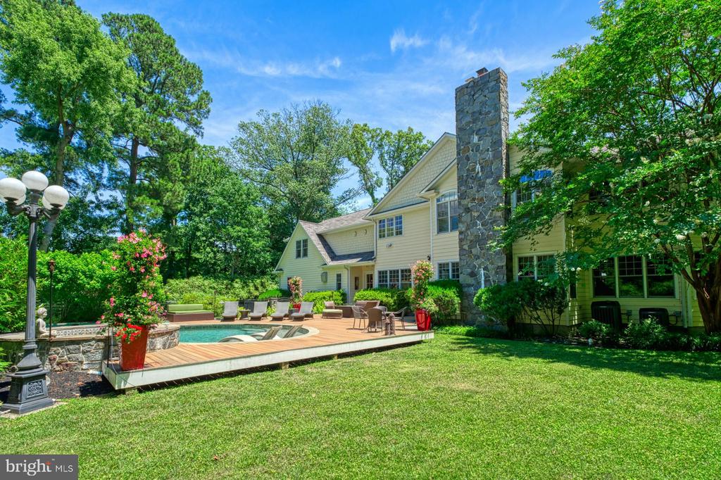 211 NORWOOD ROAD