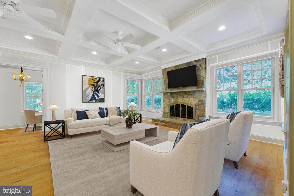 211 NORWOOD ROAD