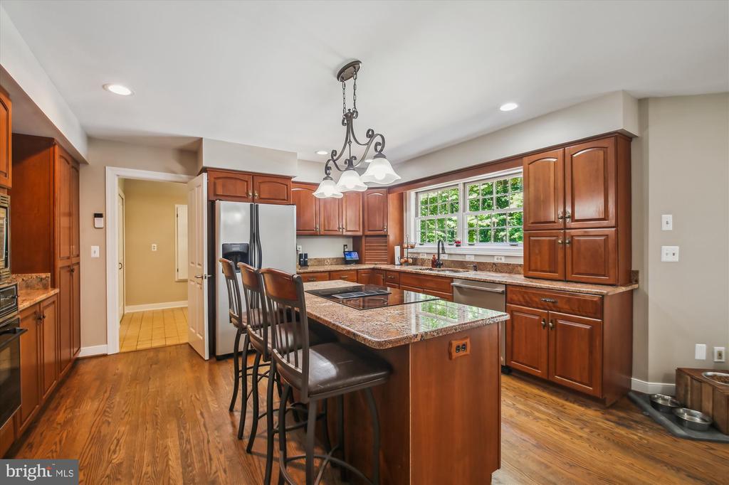 714 AVILA DRIVE