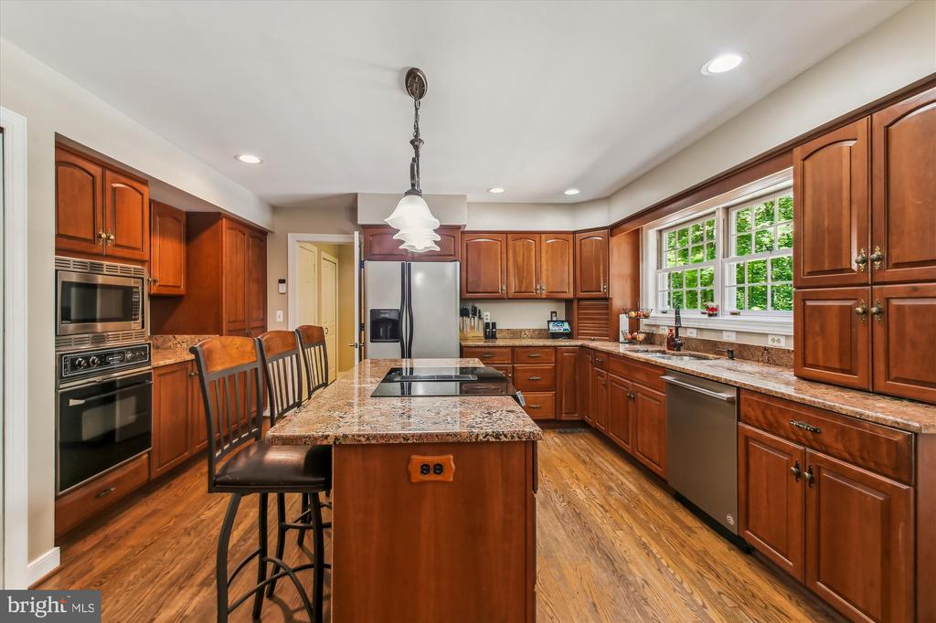 714 AVILA DRIVE