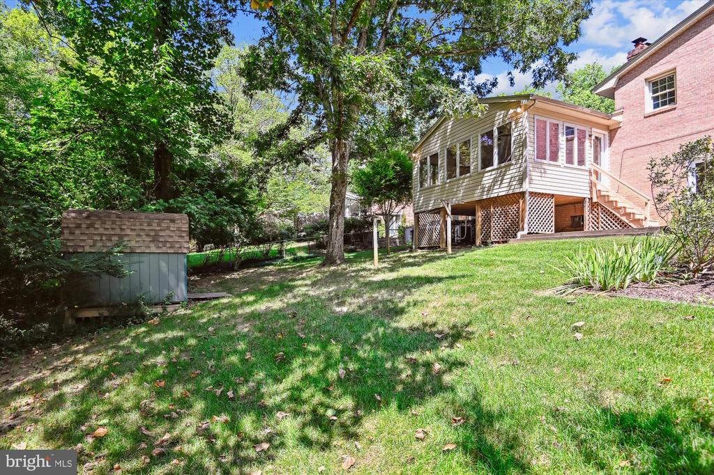 1003 DULANEY LANE