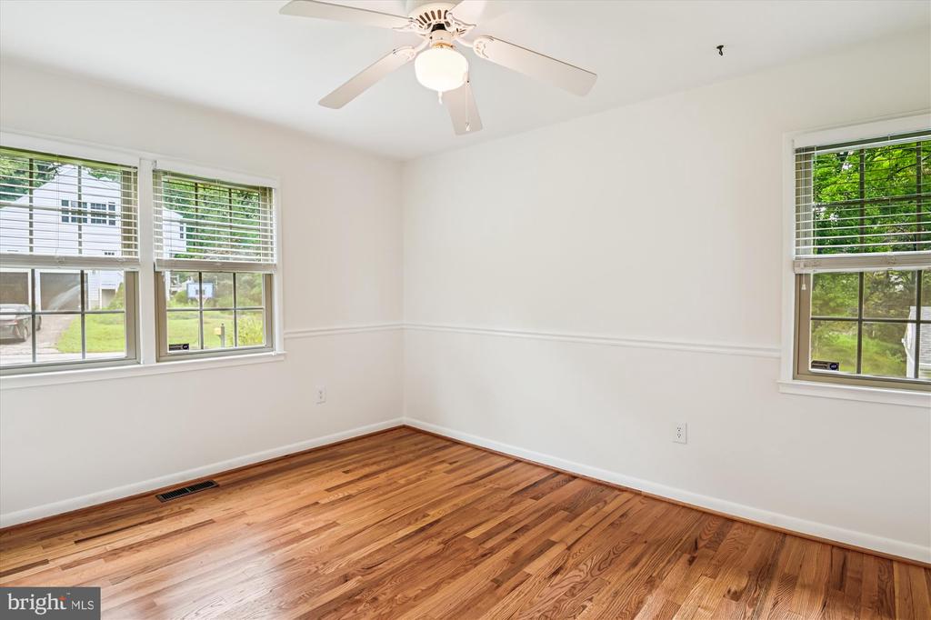 1003 DULANEY LANE