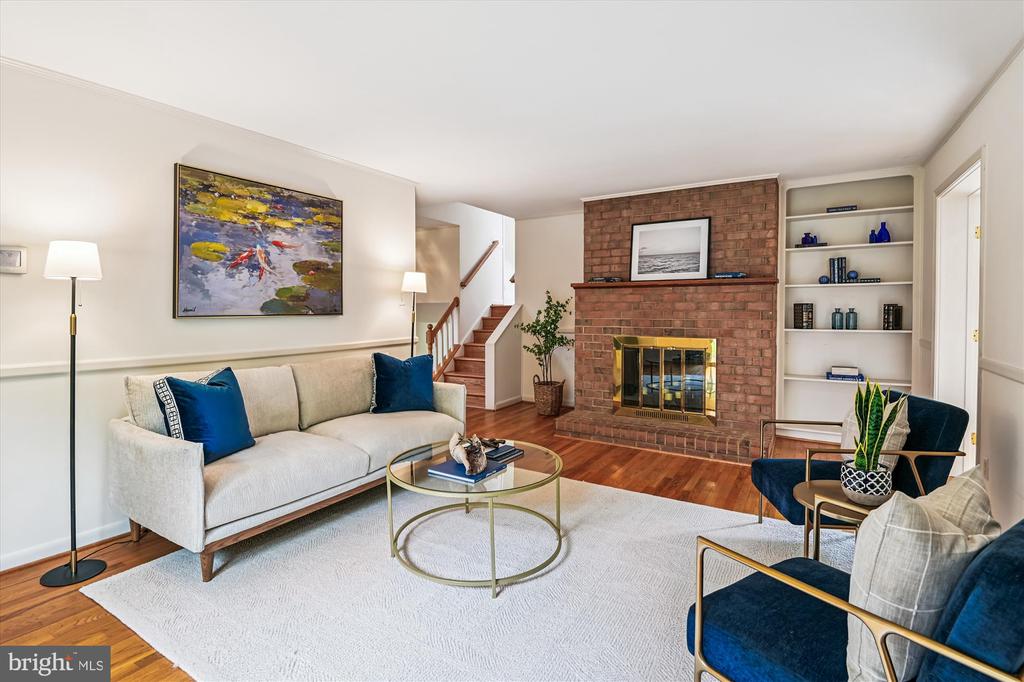 1003 DULANEY LANE