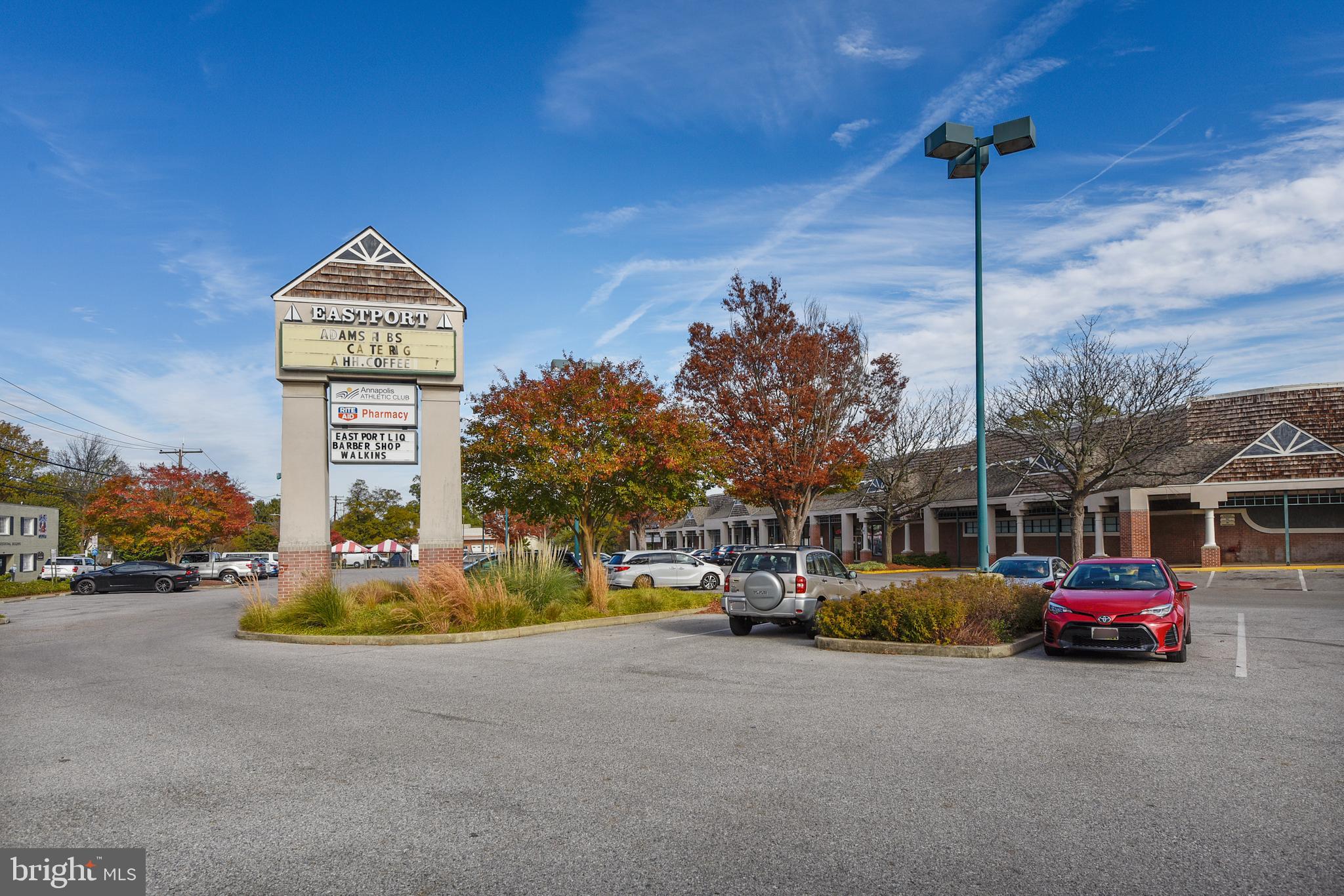 312 SEVERN AVENUE W405