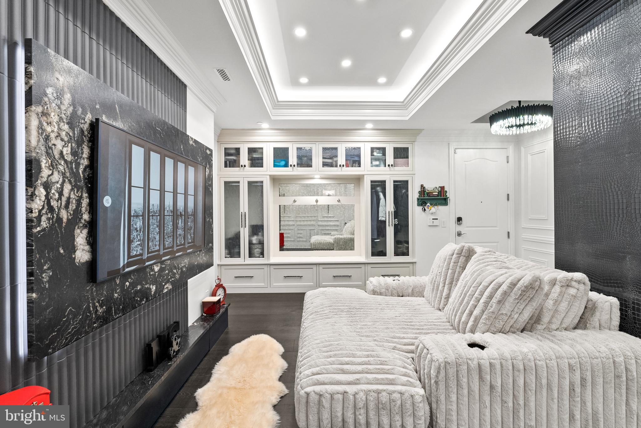 1915 TOWNE CENTRE BOULEVARD 405 & #406