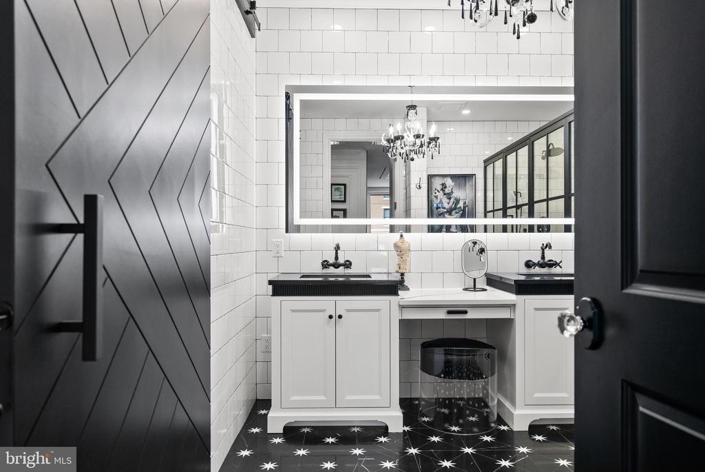 1915 TOWNE CENTRE BOULEVARD 405 & #406
