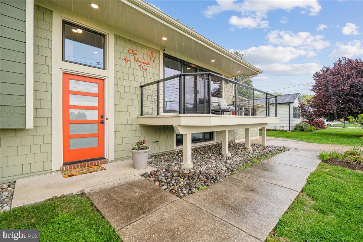 102 GREEN SPRING DRIVE