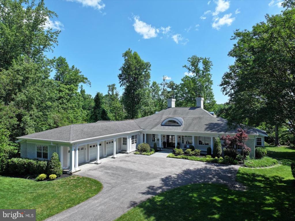2700 FALLING TIMBER TRAIL