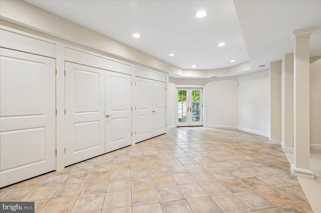 2700 FALLING TIMBER TRAIL