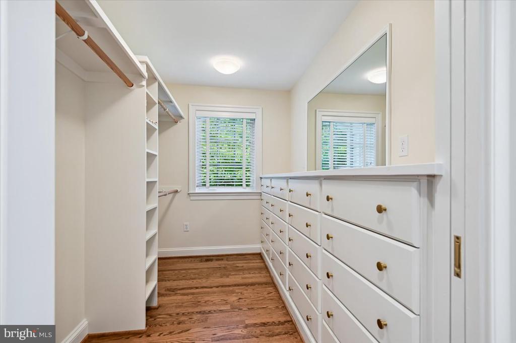 2700 FALLING TIMBER TRAIL