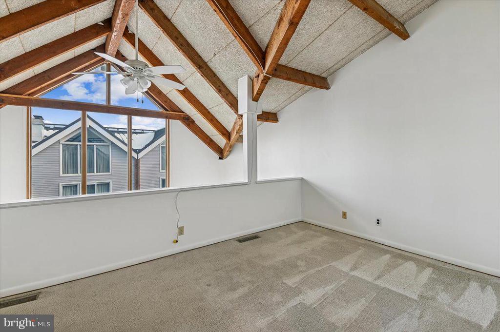 312 SEVERN AVENUE Unit: W405