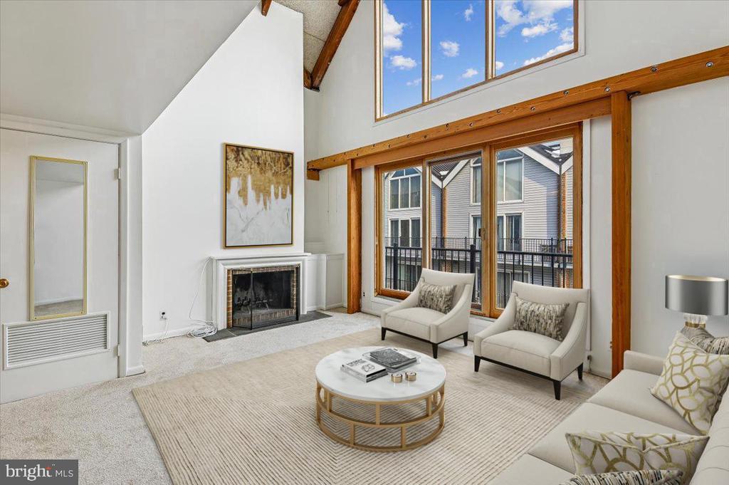 312 SEVERN AVENUE Unit: W405