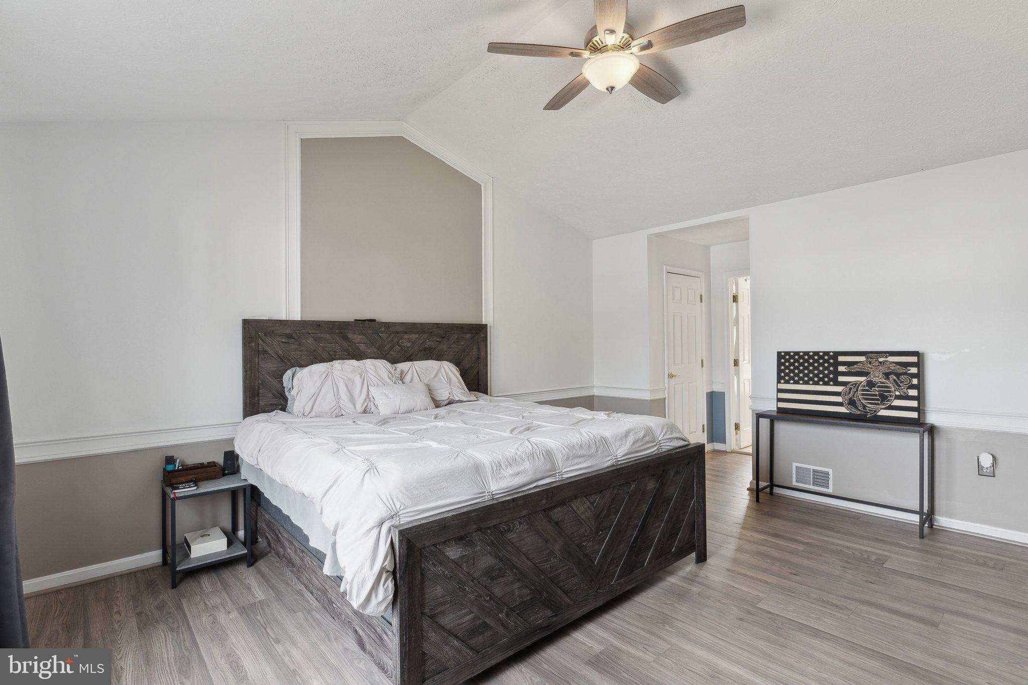 7965 PEBBLE CREEK COURT