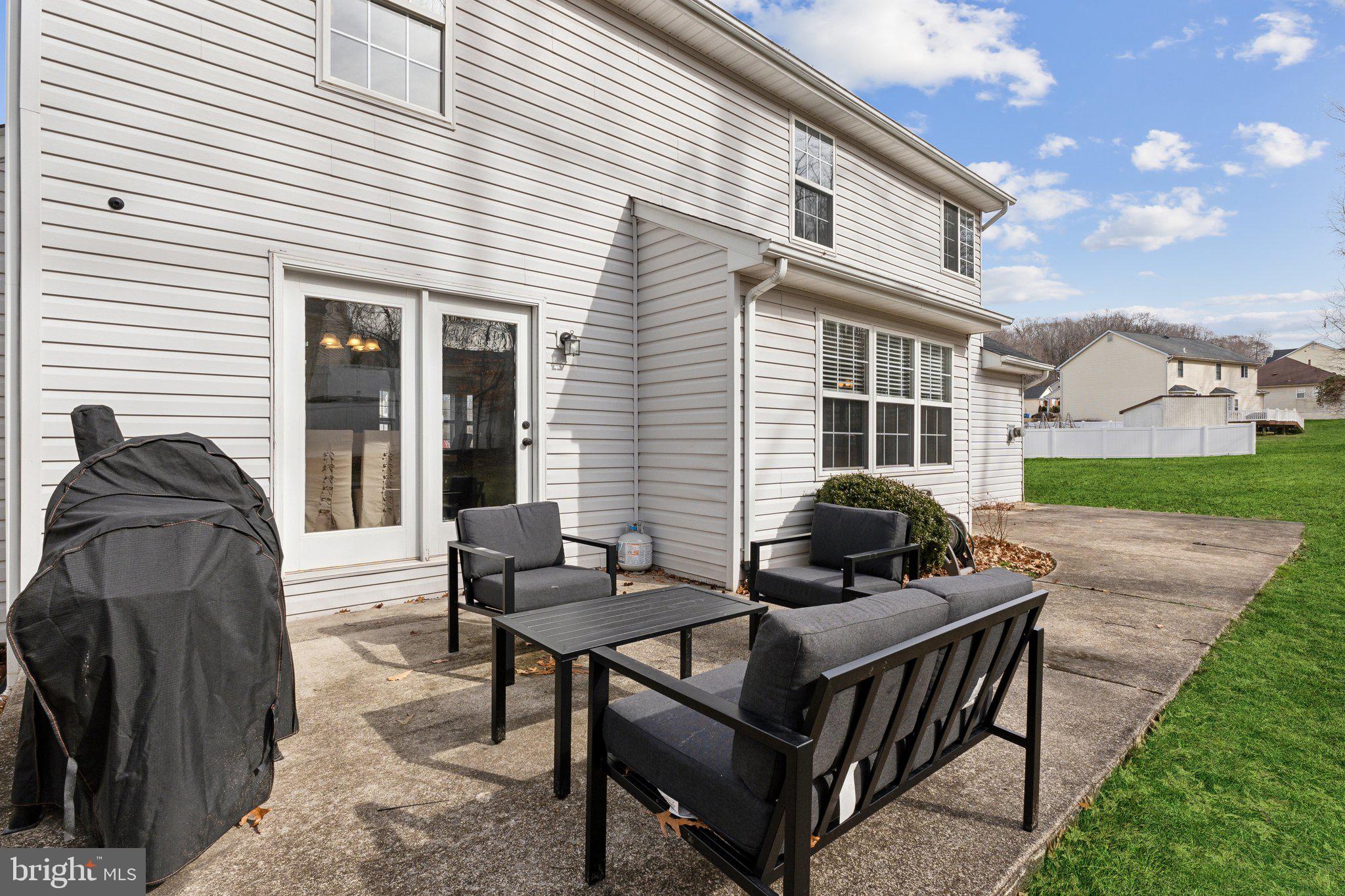 7965 PEBBLE CREEK COURT