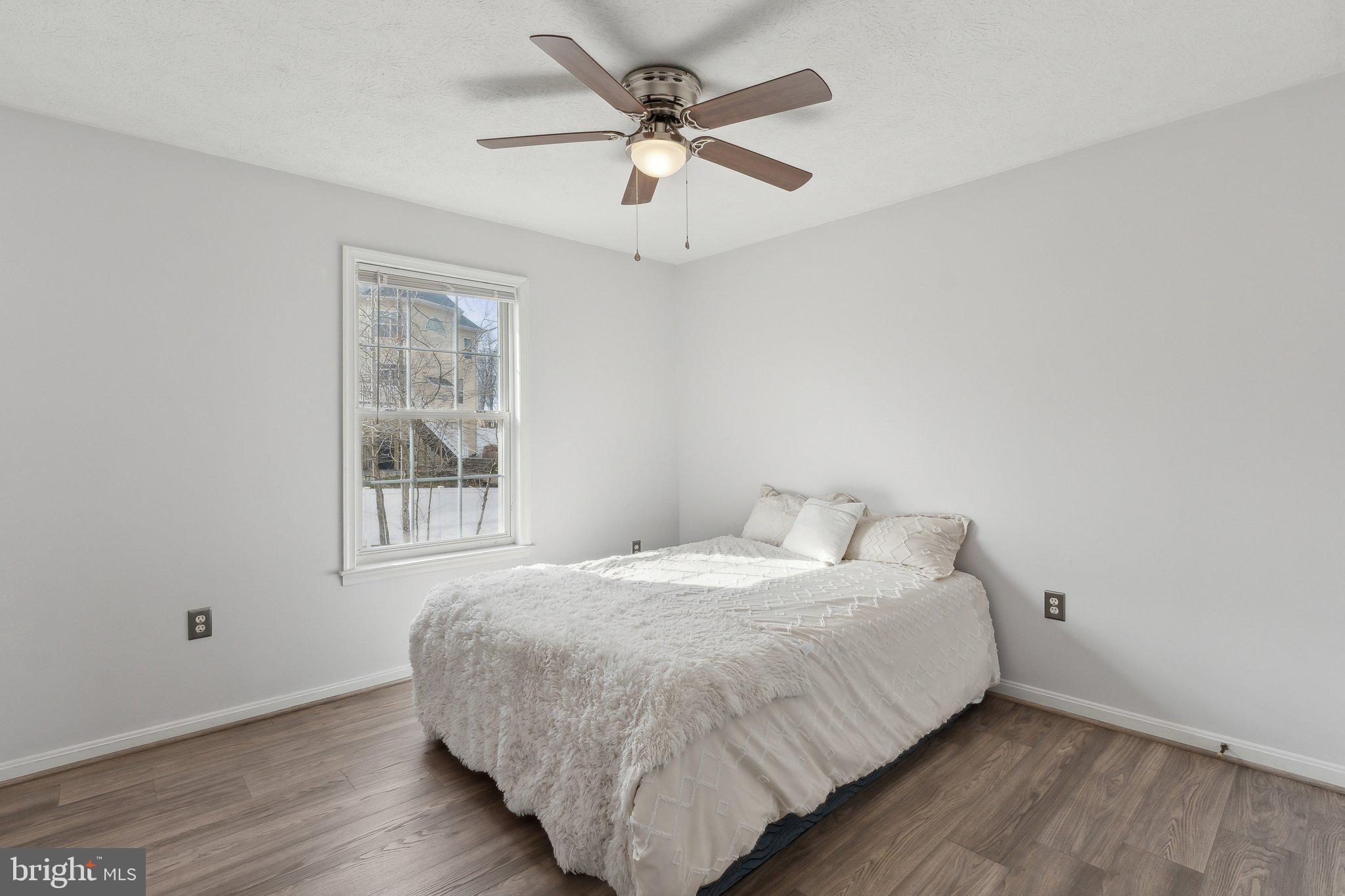 7965 PEBBLE CREEK COURT