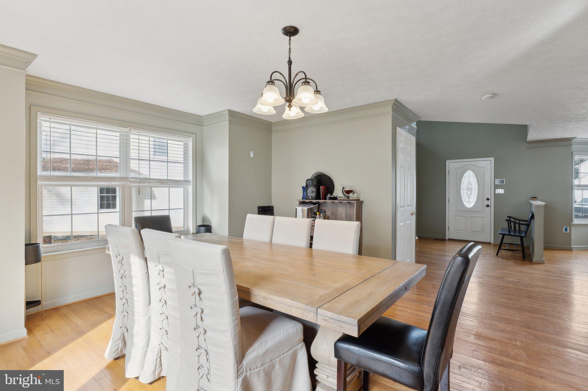 7965 PEBBLE CREEK COURT