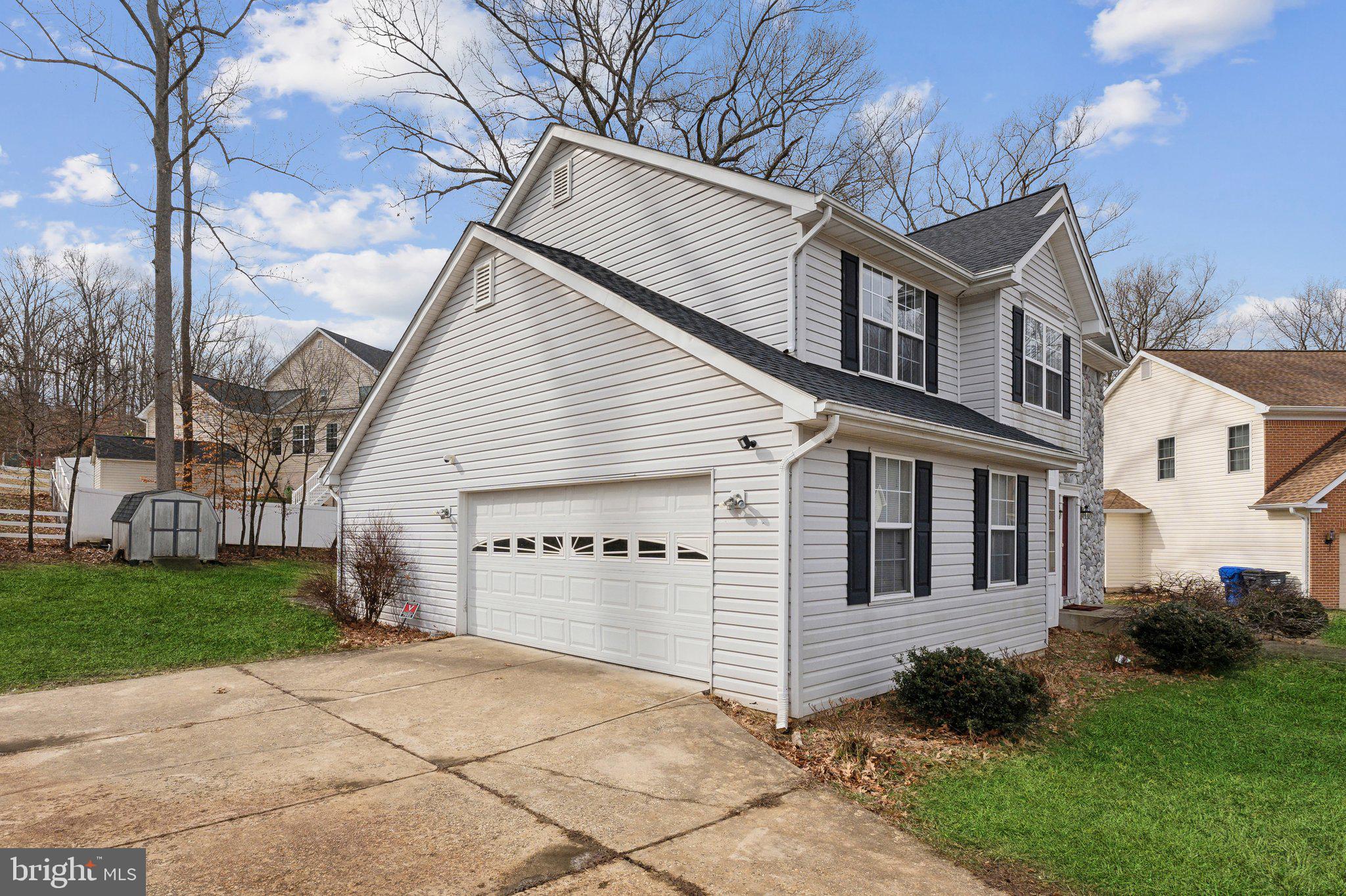 7965 PEBBLE CREEK COURT