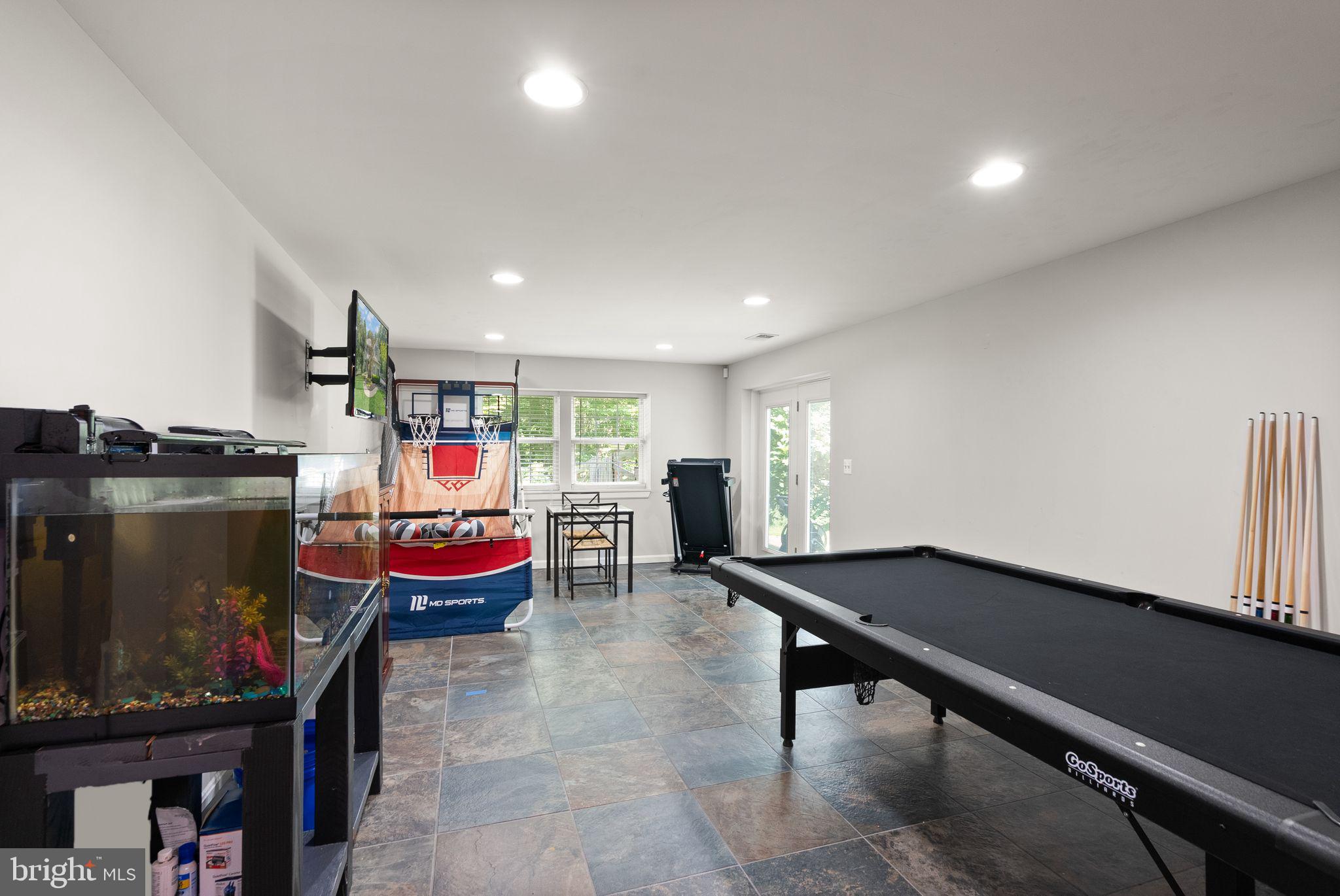 6734 NEWCASTLE COURT