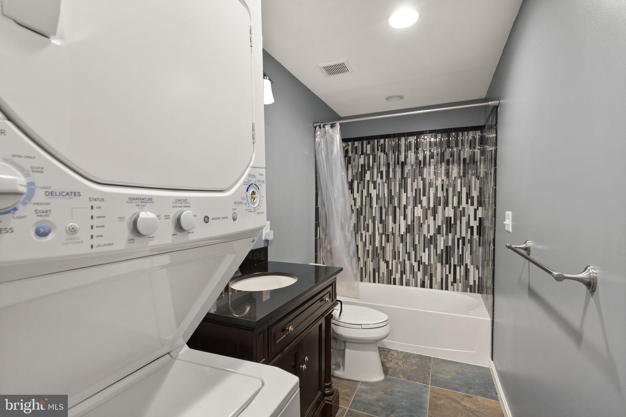 6734 NEWCASTLE COURT