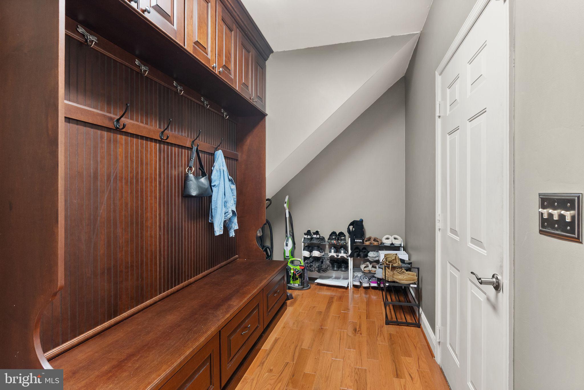 6734 NEWCASTLE COURT