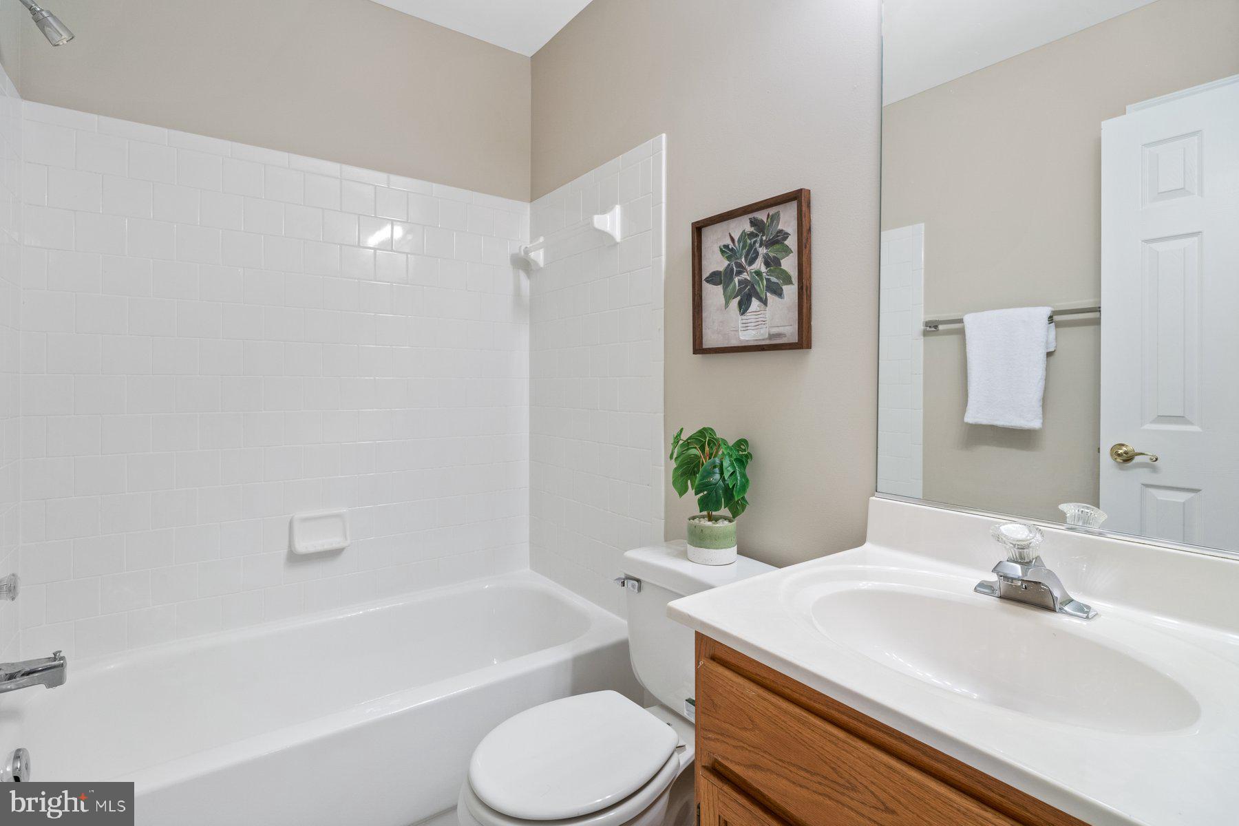 9267 RIDGEFIELD CIRCLE