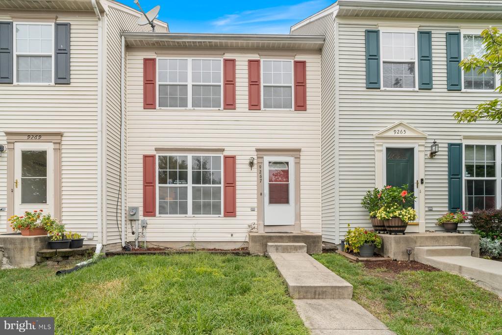 9267 RIDGEFIELD CIRCLE