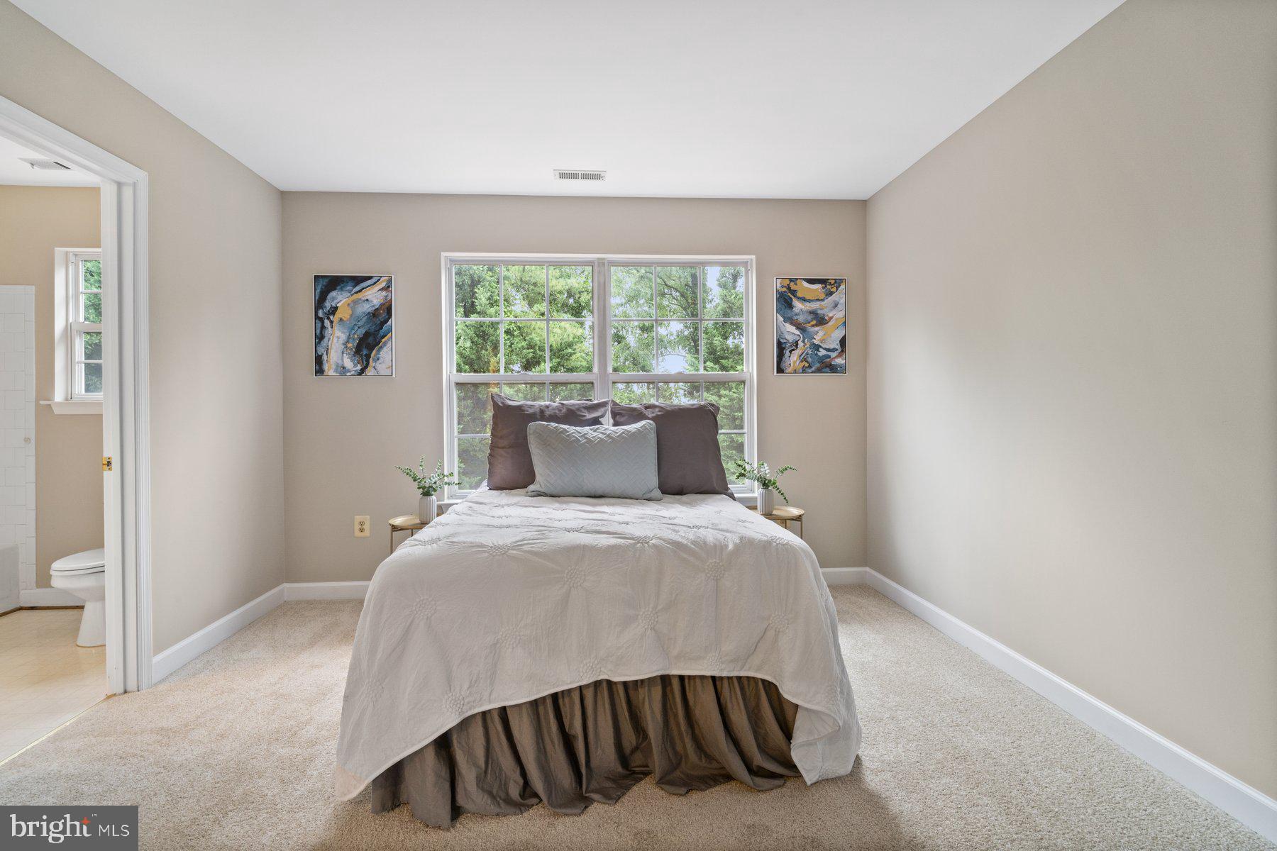 9267 RIDGEFIELD CIRCLE