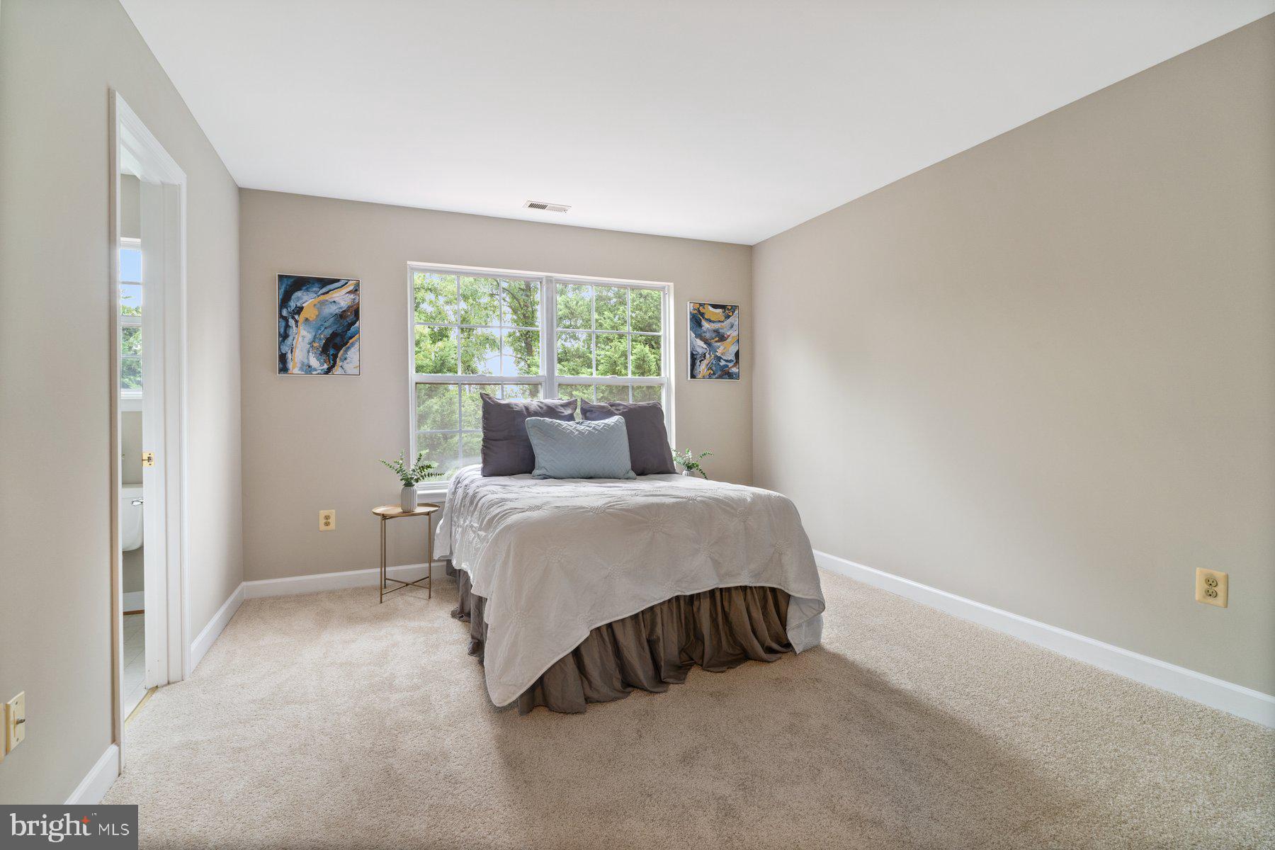 9267 RIDGEFIELD CIRCLE