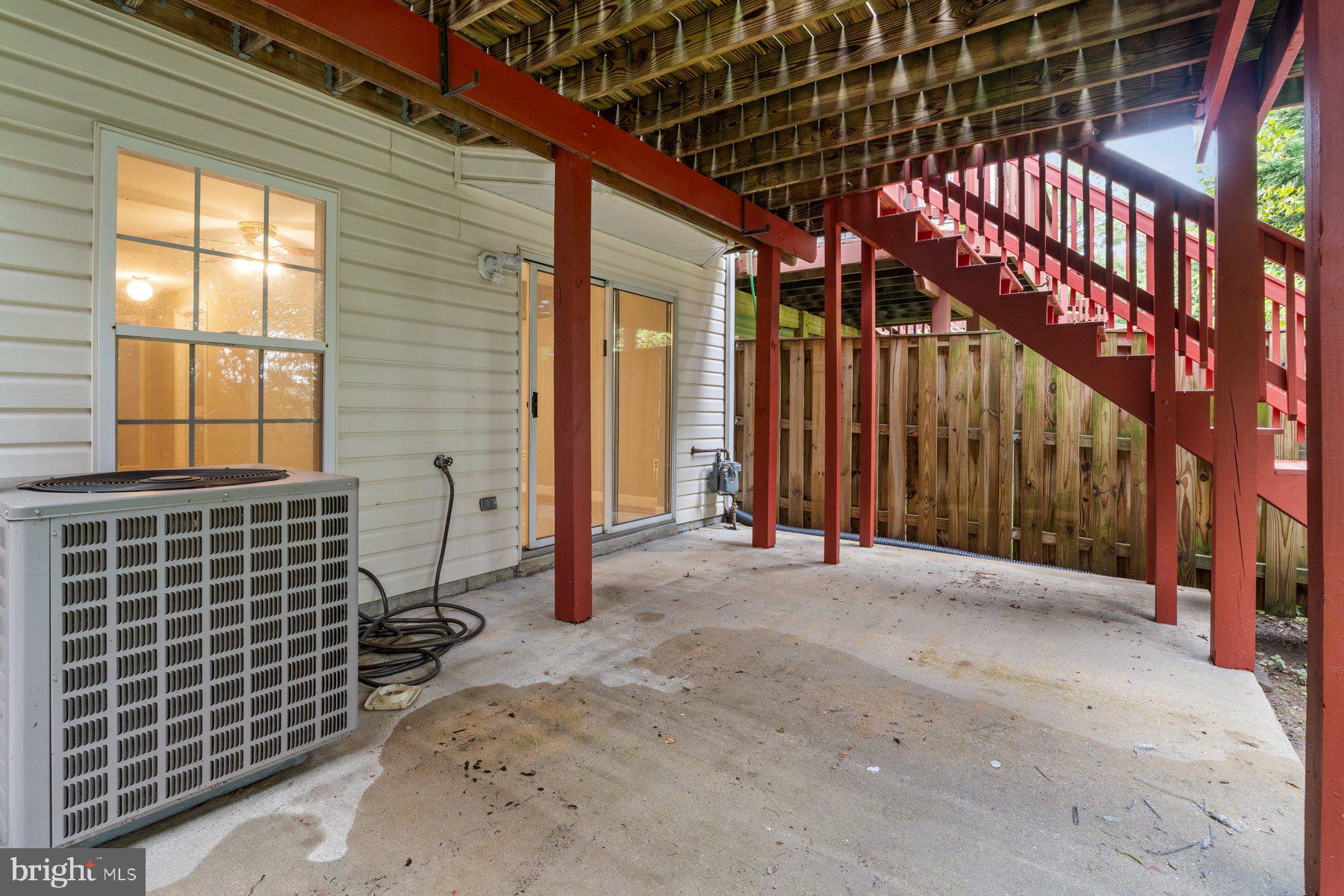 9267 RIDGEFIELD CIRCLE