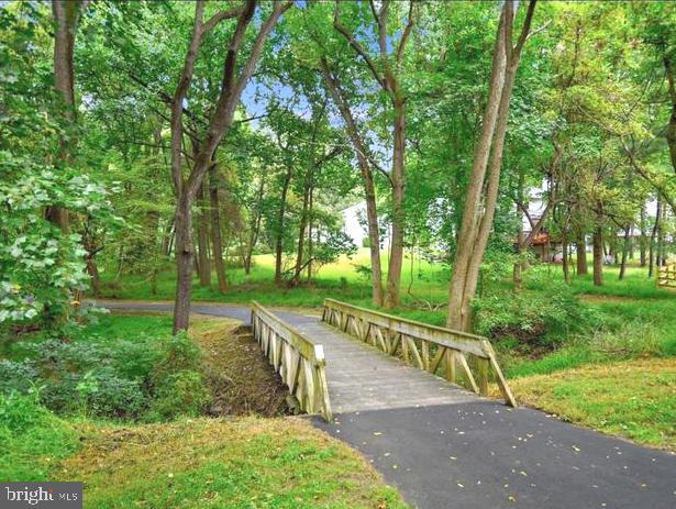 7946 FLAGWALK TERRACE