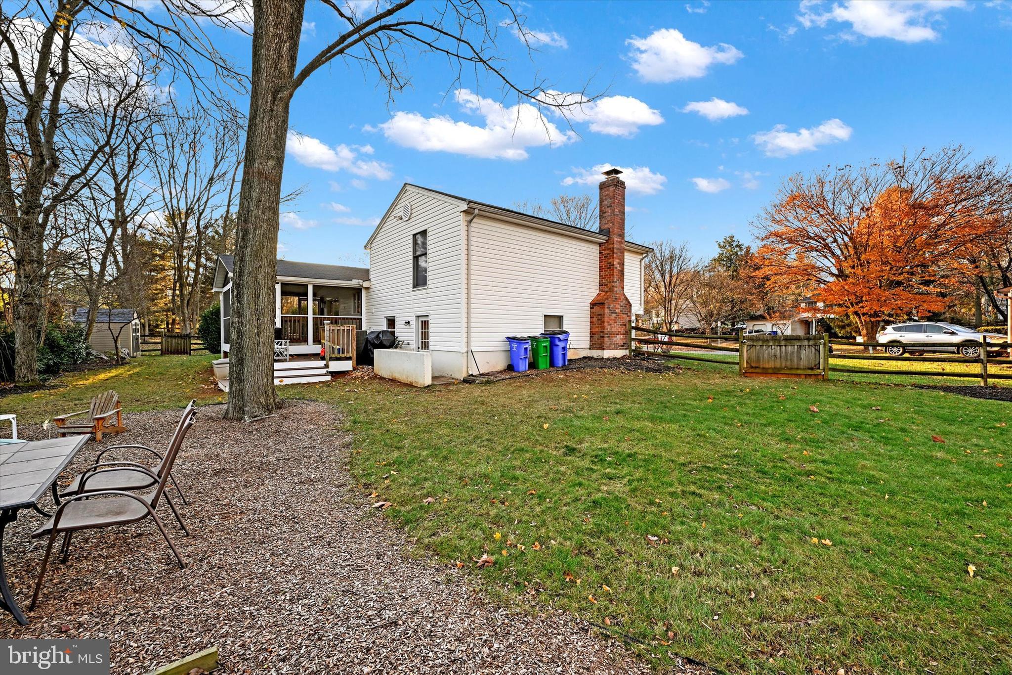 7946 FLAGWALK TERRACE