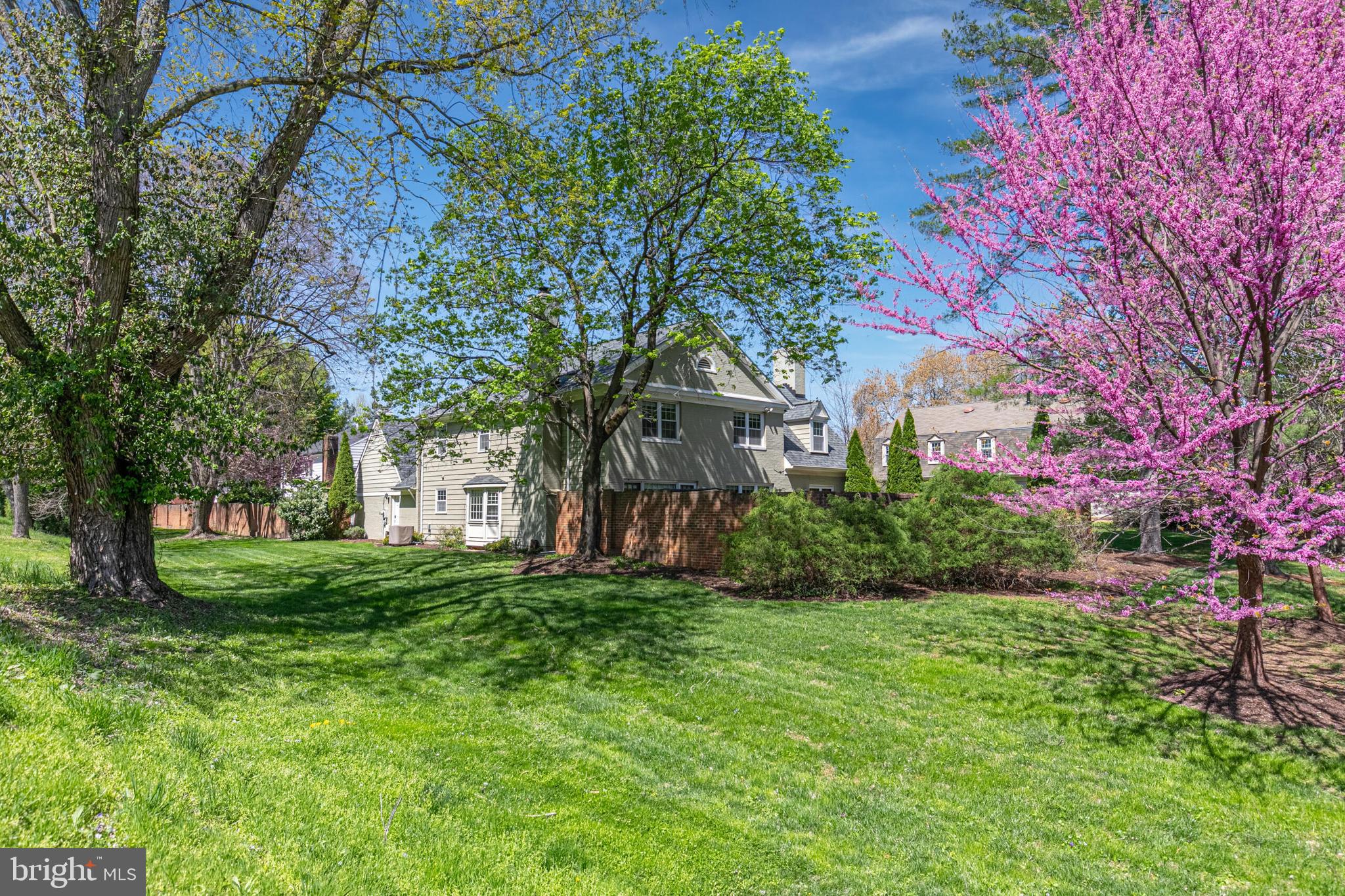 10210 DEMOCRACY LANE