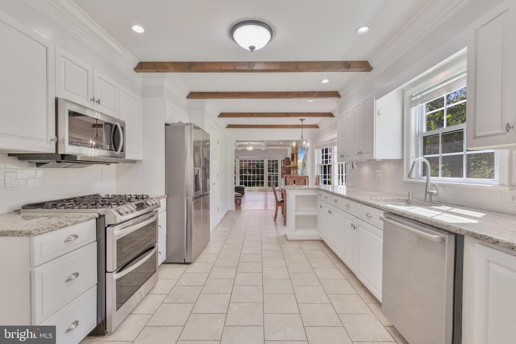 10210 DEMOCRACY LANE