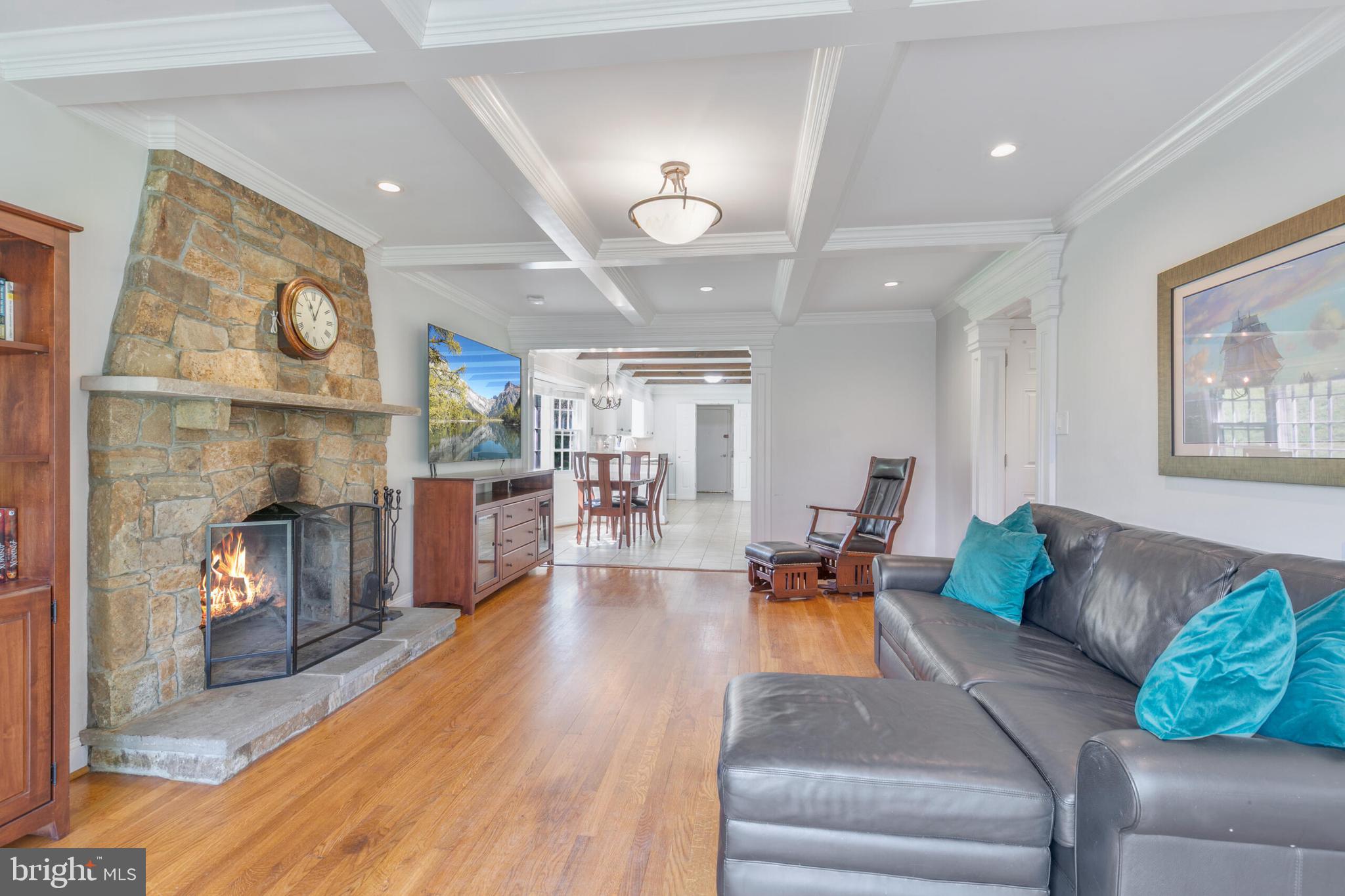 10210 DEMOCRACY LANE