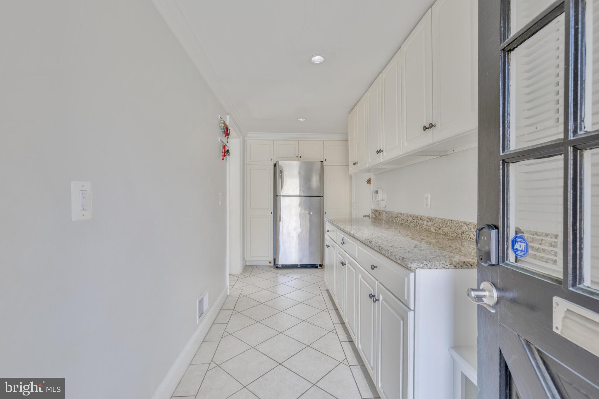 10210 DEMOCRACY LANE